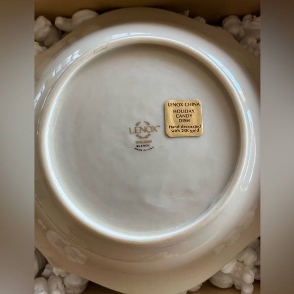 Lenox HOLIDAY Fine China HOLLY PATTERN Boxed Candy Nut Dish...